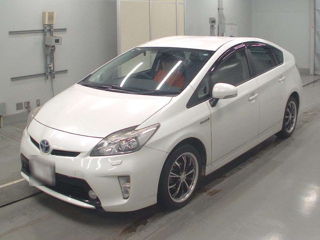 2013 Toyota Prius ZVW30[0]