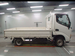 2006 Toyota Dyna Truck