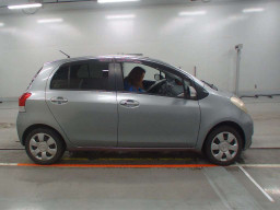 2007 Toyota Vitz