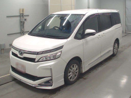 2017 Toyota Voxy