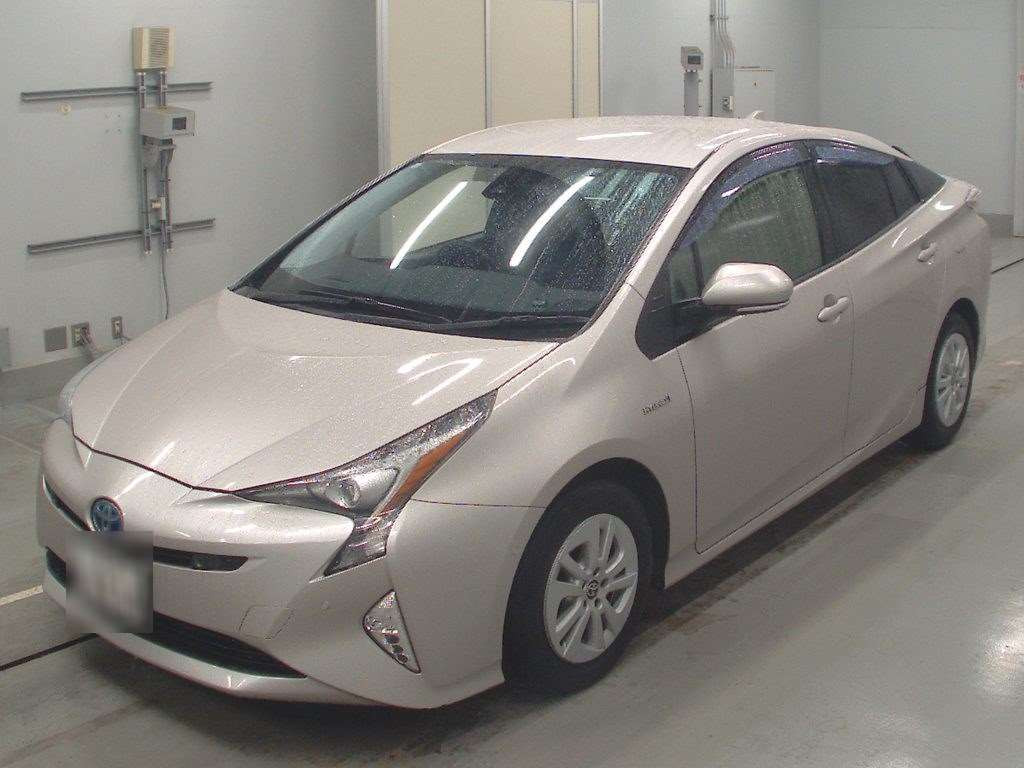 2016 Toyota Prius ZVW50[0]