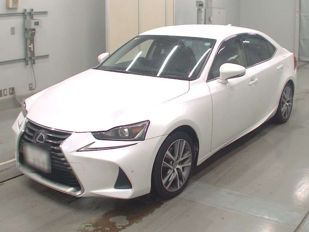 2017 Lexus IS AVE30[0]