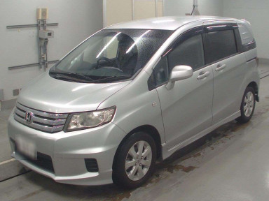 2010 Honda Freed Spike