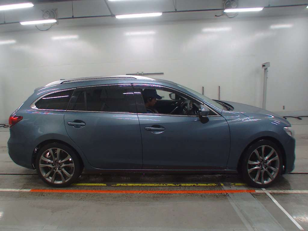 2015 Mazda Atenza Wagon GJ5FW[2]