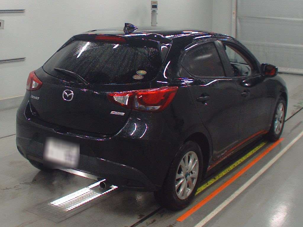 2016 Mazda Demio DJ3FS[1]