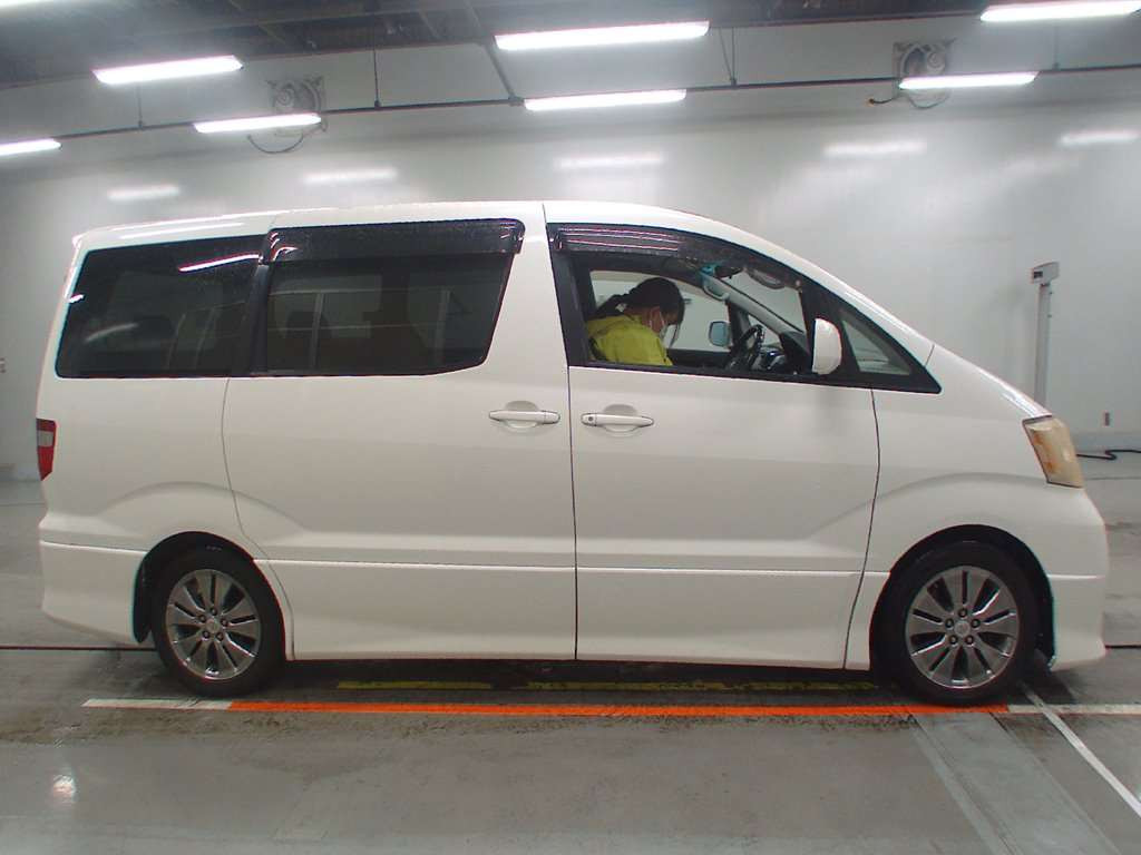 2004 Toyota Alphard MNH15W[2]