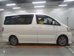 2004 Toyota Alphard