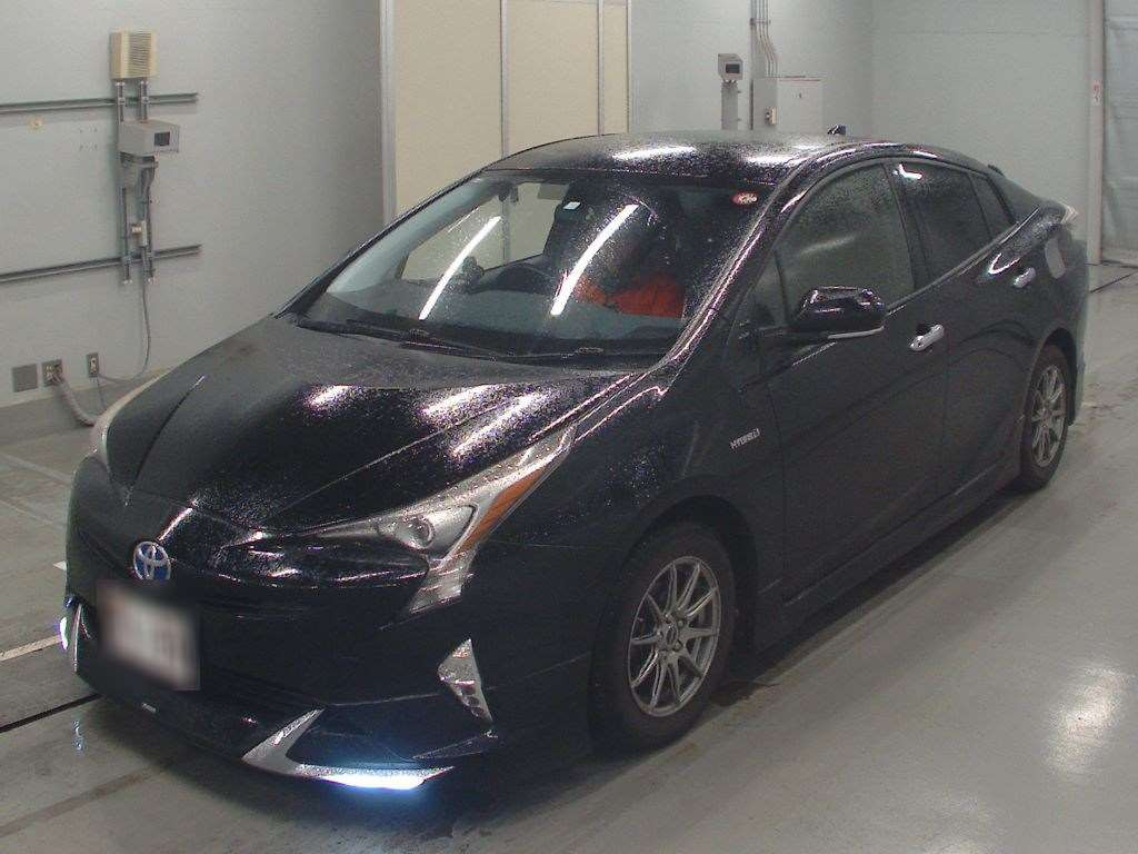 2016 Toyota Prius ZVW50[0]