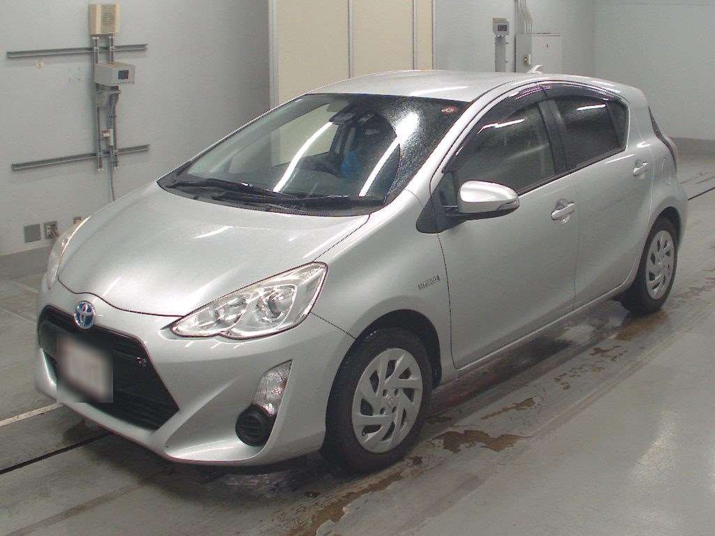 2016 Toyota Aqua NHP10[0]