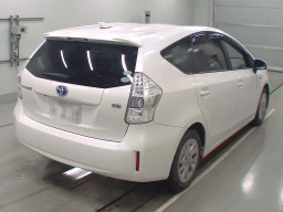 2013 Toyota Prius alpha