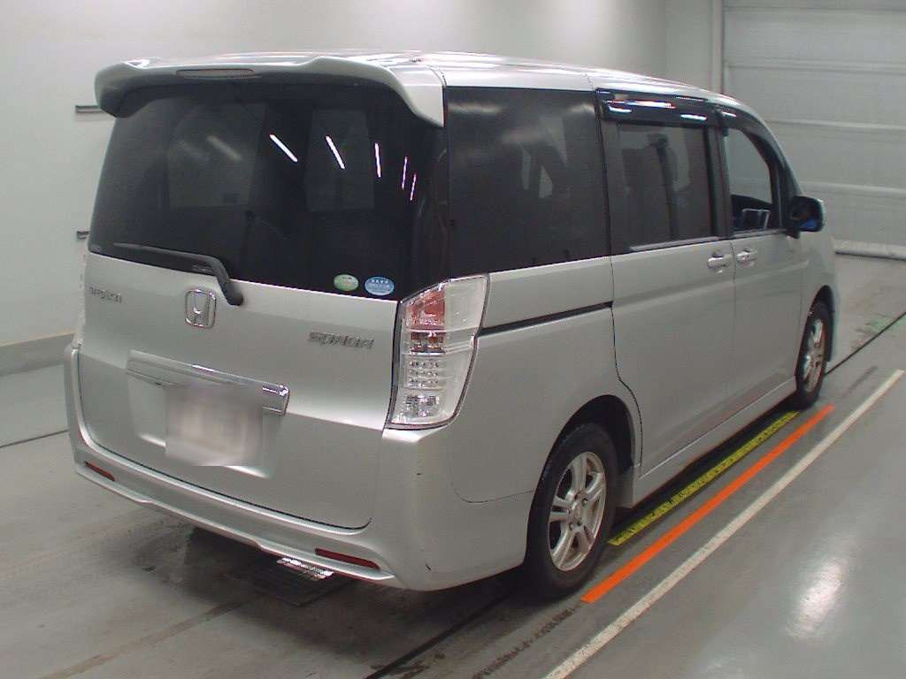 2010 Honda Step WGN Spada RK6[1]