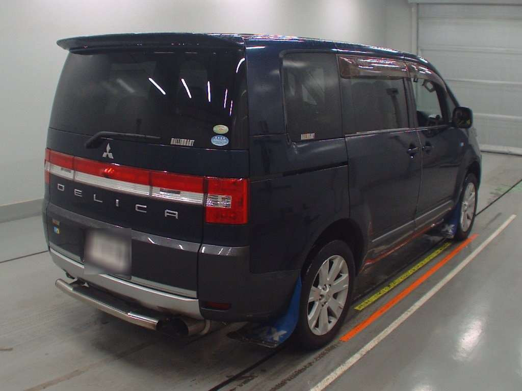 2009 Mitsubishi Delica D5 CV5W[1]