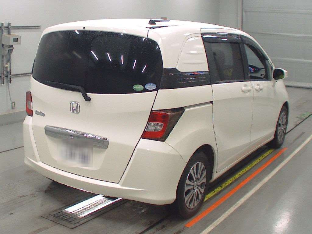 2012 Honda Freed Spike GB3[1]