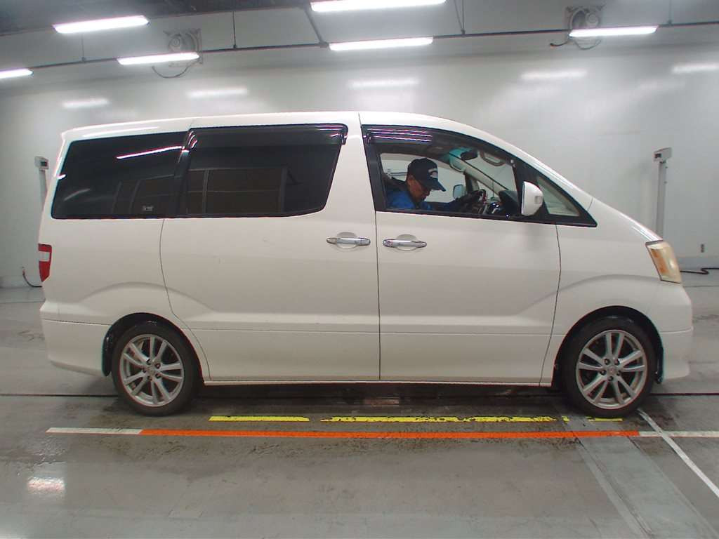 2003 Toyota Alphard MNH10W[2]