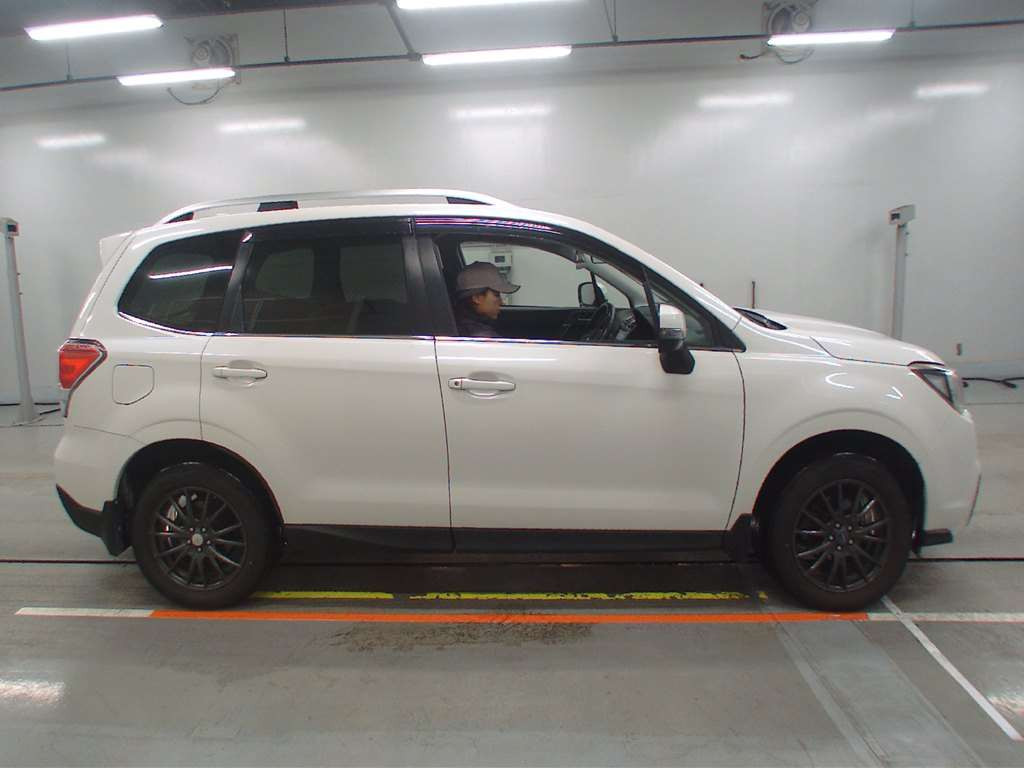 2015 Subaru Forester SJ5[2]