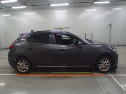 2014 Mazda Axela Sport