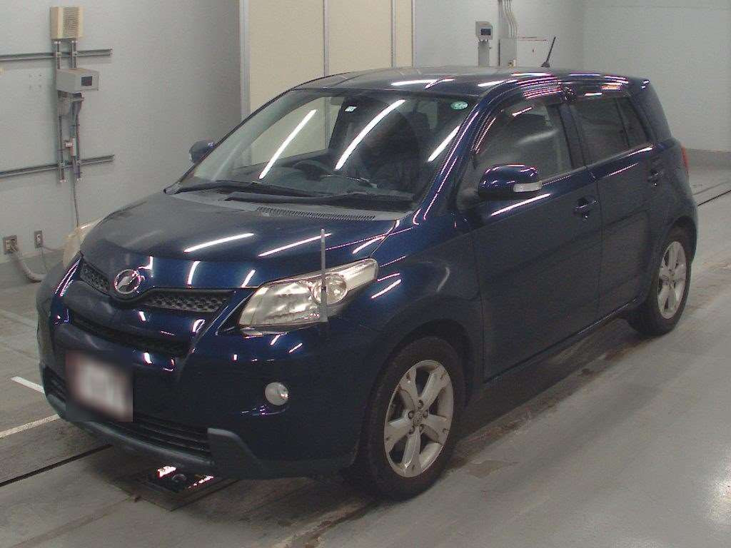 2010 Toyota IST NCP110[0]