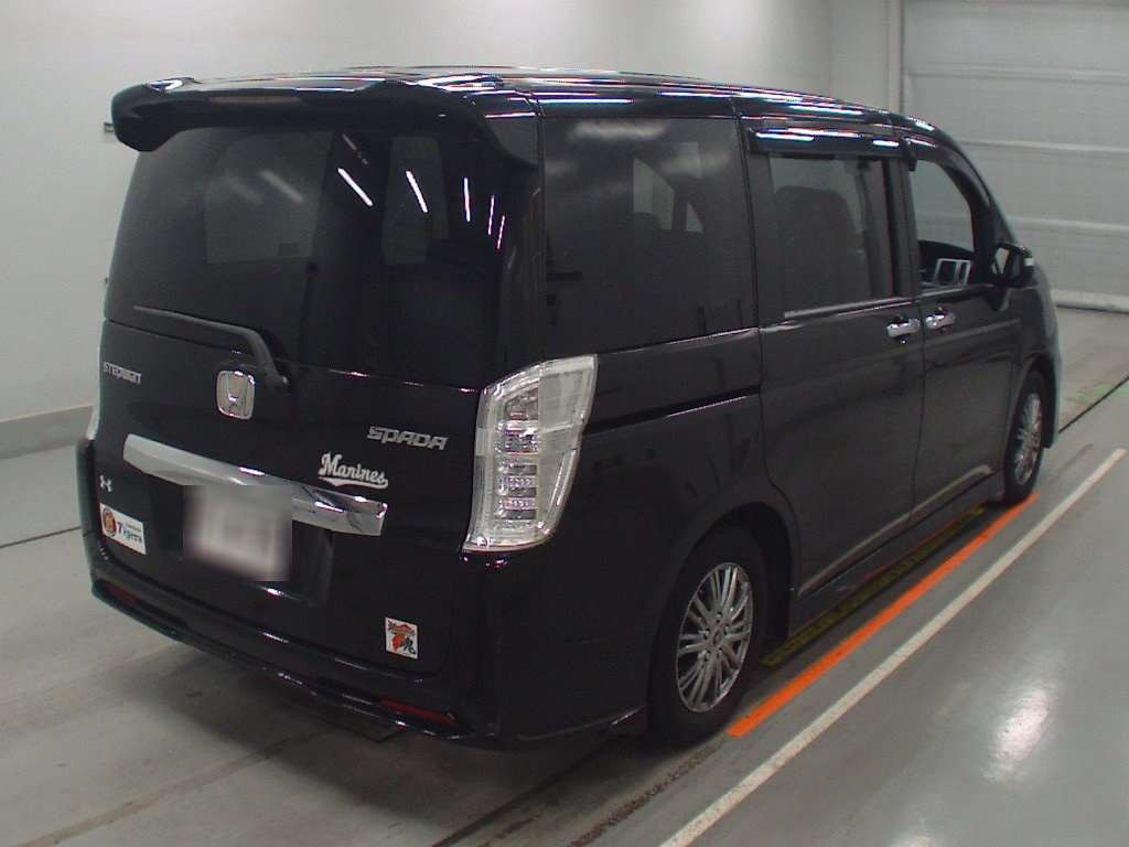 2014 Honda Step WGN Spada RK5[1]