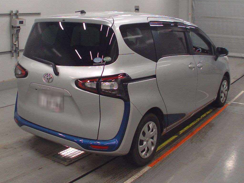 2016 Toyota Sienta NSP170G[1]