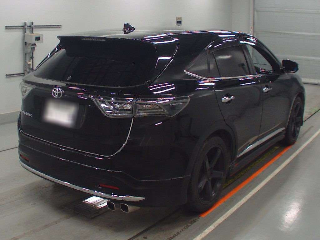 2015 Toyota Harrier ZSU60W[1]