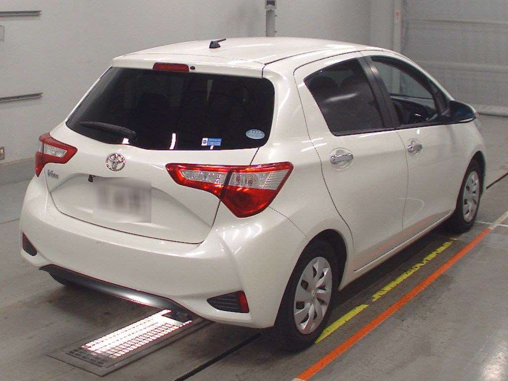 2019 Toyota Vitz KSP130[1]