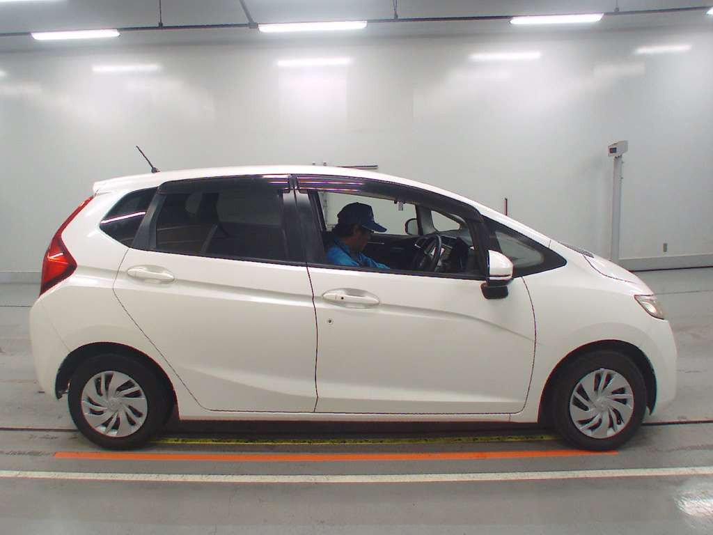 2014 Honda Fit GK3[2]