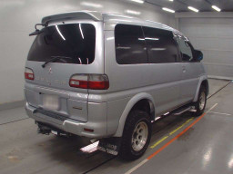 2006 Mitsubishi Delica Spacegear