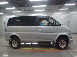 2006 Mitsubishi Delica Spacegear