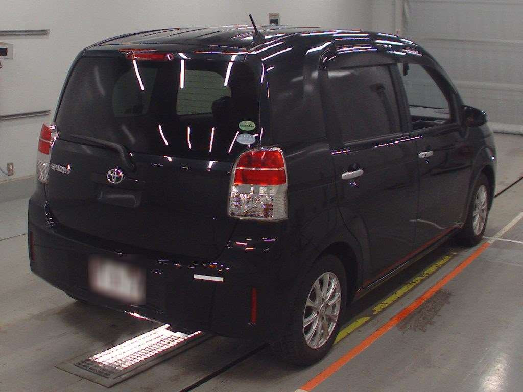 2014 Toyota Spade NCP141[1]