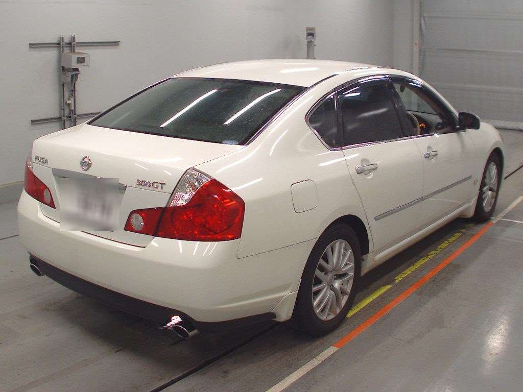 2005 Nissan Fuga PY50[1]