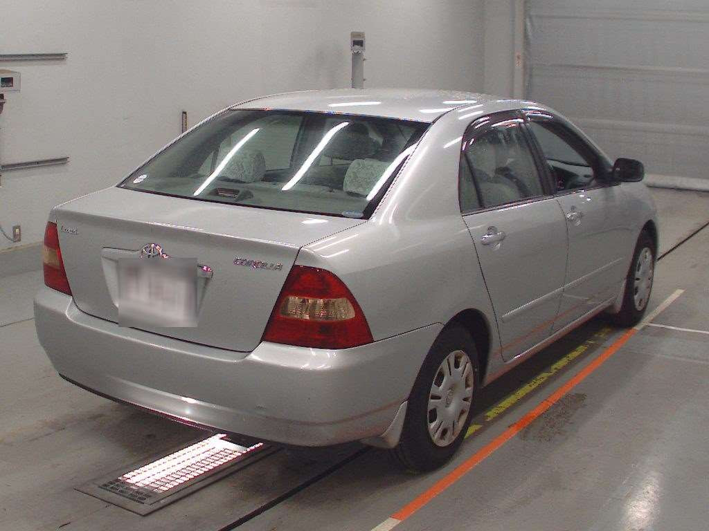 2001 Toyota Corolla Sedan ZZE122[1]