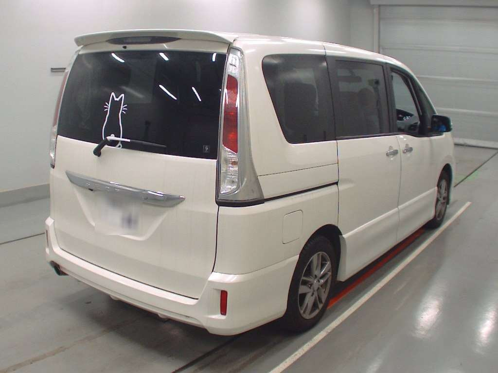 2011 Nissan Serena C26[1]