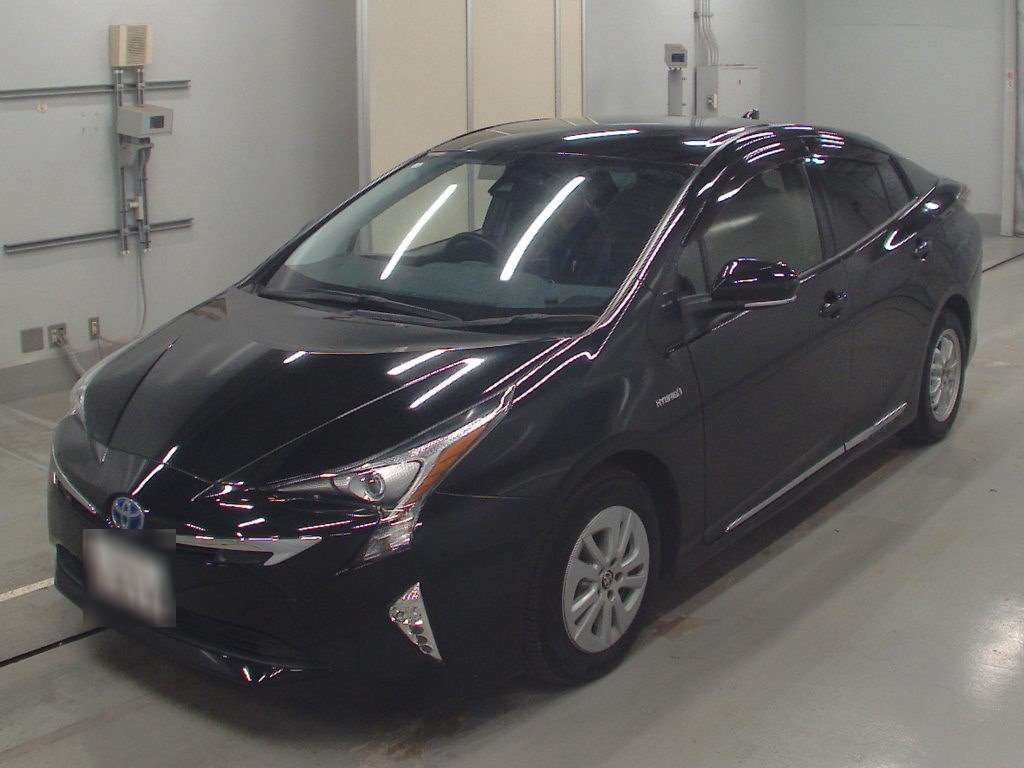 2018 Toyota Prius ZVW50[0]