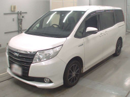 2014 Toyota Noah