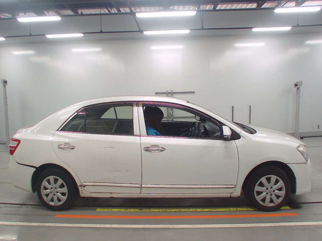 2015 Toyota Premio NZT260[2]