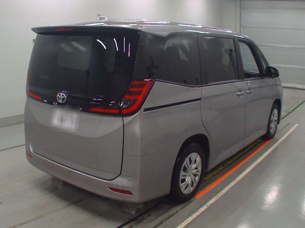 2023 Toyota Noah MZRA90W[1]