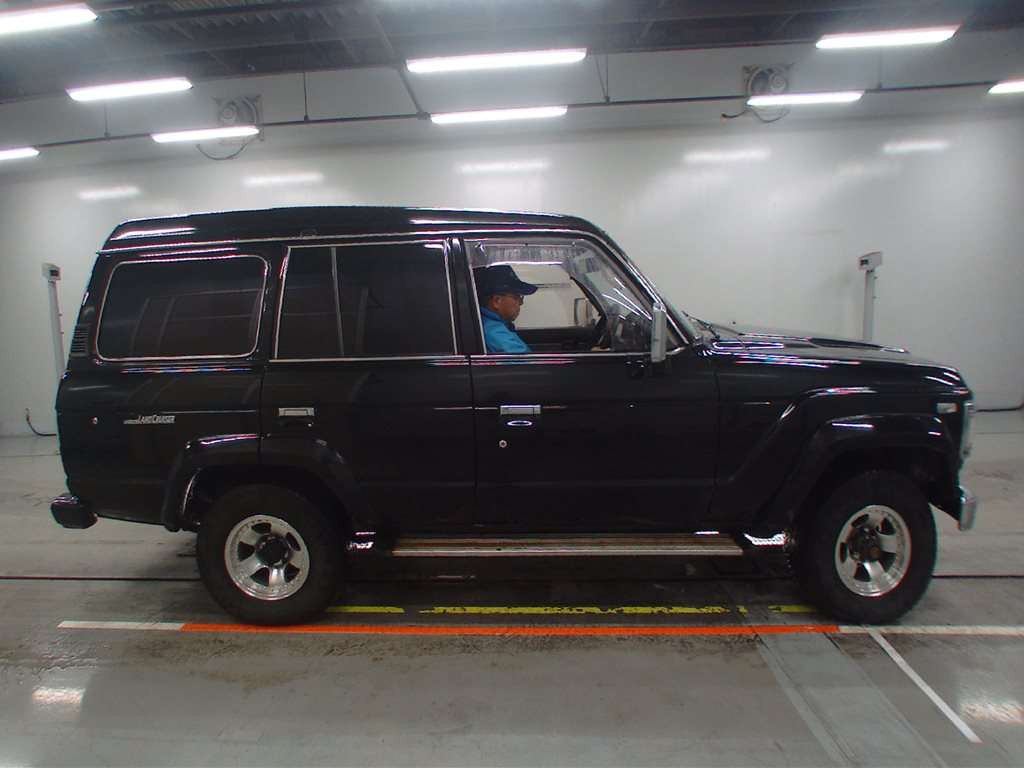 1988 Toyota Land Cruiser 60 HJ61V[2]