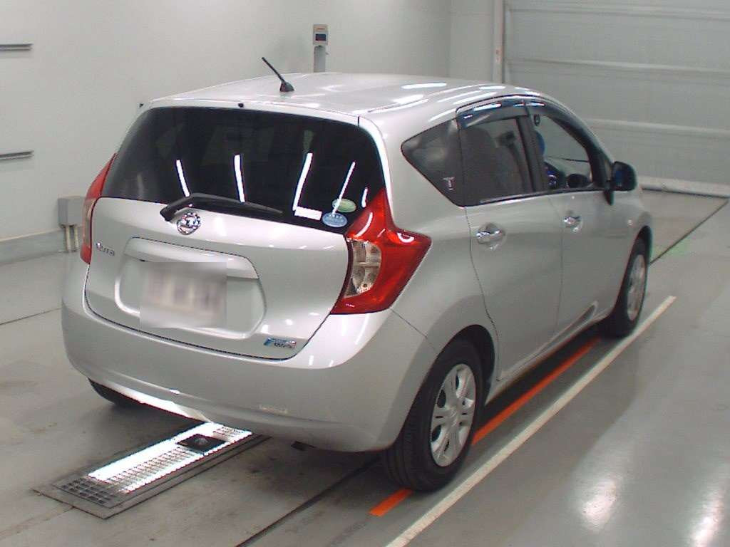 2013 Nissan Note E12[1]