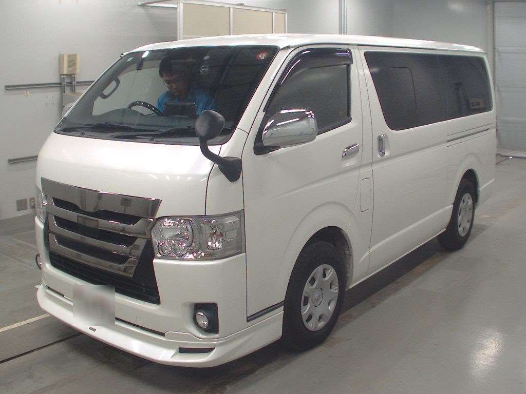 2018 Toyota Hiace Van TRH200V[0]