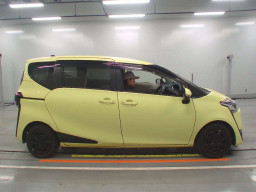 2015 Toyota Sienta