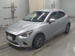 2018 Mazda Demio