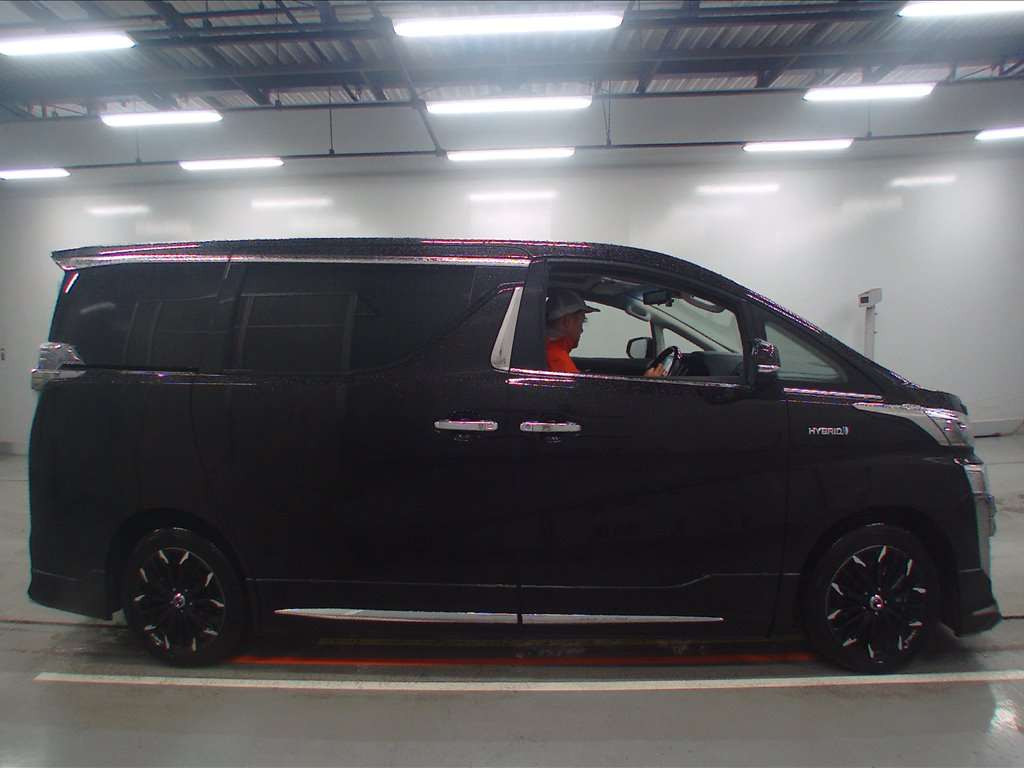 2019 Toyota Vellfire Hybrid AYH30W[2]