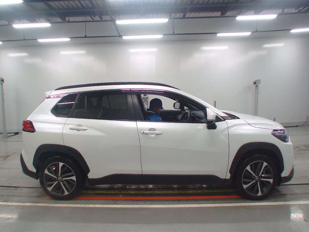 2022 Toyota Corolla Cross ZVG15[2]