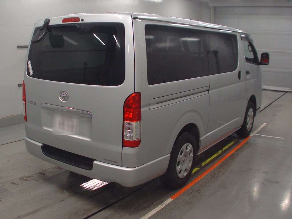 2022 Toyota Hiace Van TRH200V[1]