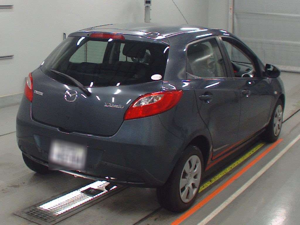 2010 Mazda Demio DE3FS[1]