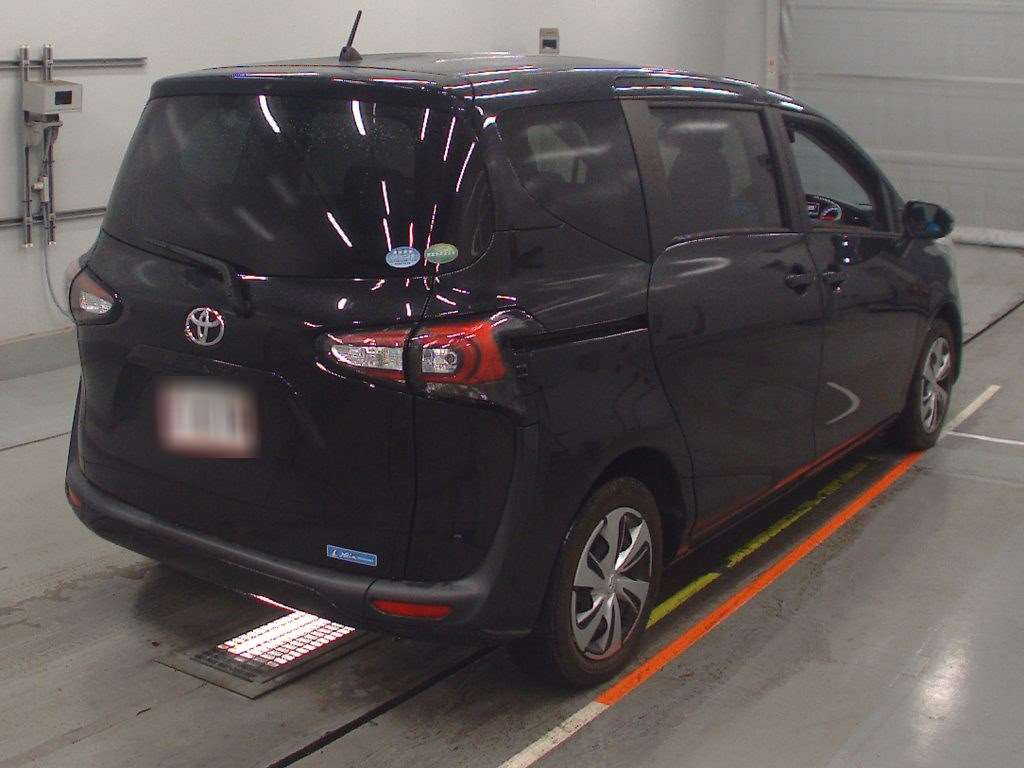 2020 Toyota Sienta NSP170G[1]