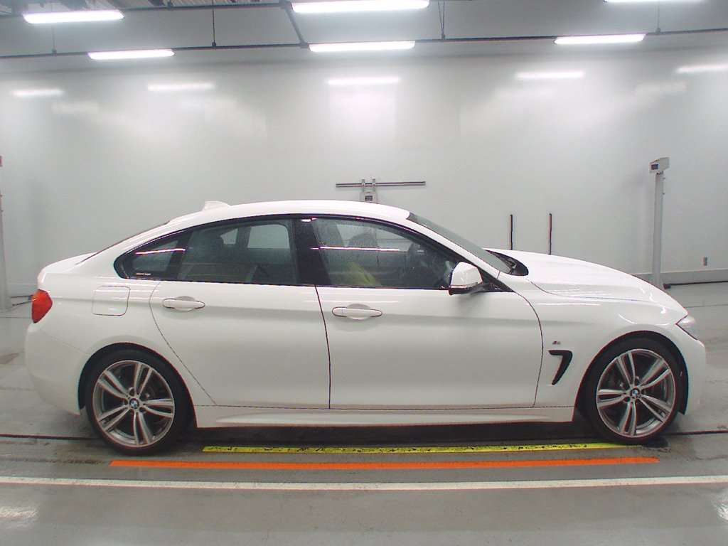 2015 BMW 4 Series 4B30[2]