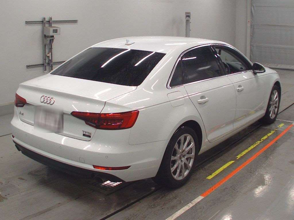 2016 Audi A4 8WCVK[1]