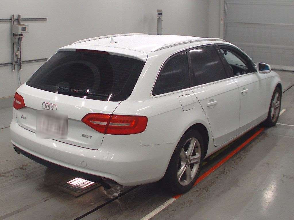 2013 Audi A4 Avant 8KCDN[1]