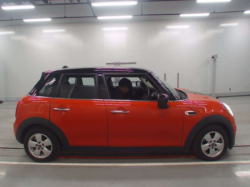 2020 Mini MINI XV15MW[2]